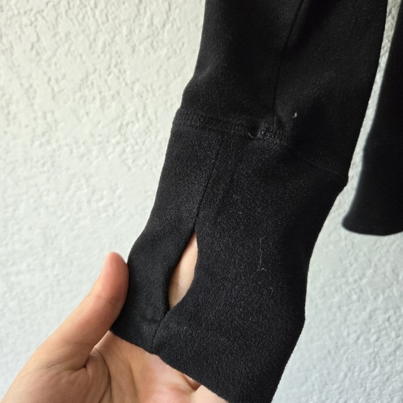 Sweaty Betty M Black Cotton Hooded‎ Sweatshirt High Neck Thumbholes - Picture 3 of 8